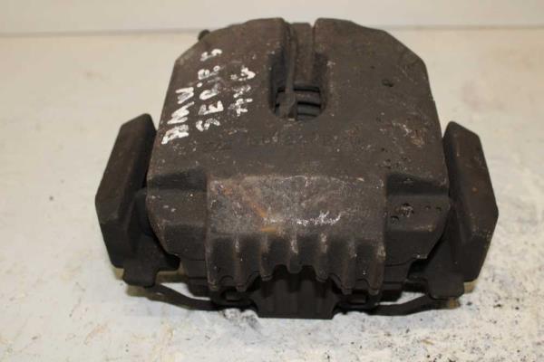 MACHOIRE AVANT GAUCHE BMW SERIE 5 E60 / E61 - Vue 1